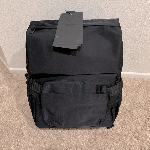 BEIS Bags Beis Ultimate Diaper Backpack Nwt Poshmark
